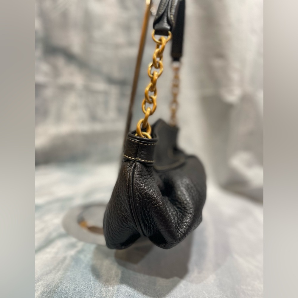 MAXX New York Leather Hobo Shoulder Bag - Picture 6 of 9